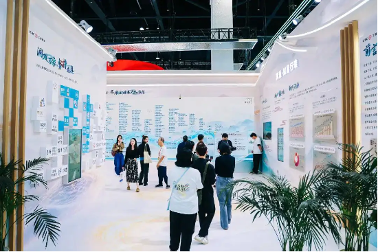 服贸会现场直击丨工银瑞信携‘投资在时间的长河里’国风展正式亮相！